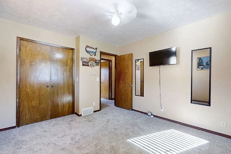 Building Photo - 12217 Sandra Cir