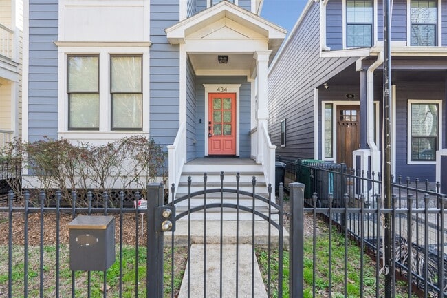 Primary Photo - 434 W 27th St