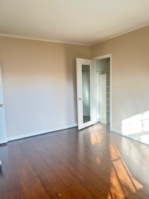 Building Photo - 533 E 52nd St