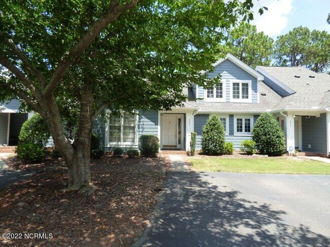 Primary Photo - 245 Knoll Rd
