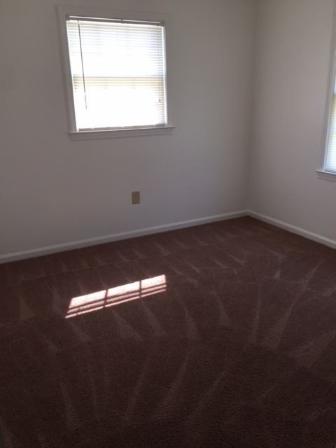 Building Photo - 3 br, 1.5 bath House - 468 Madeline Drive