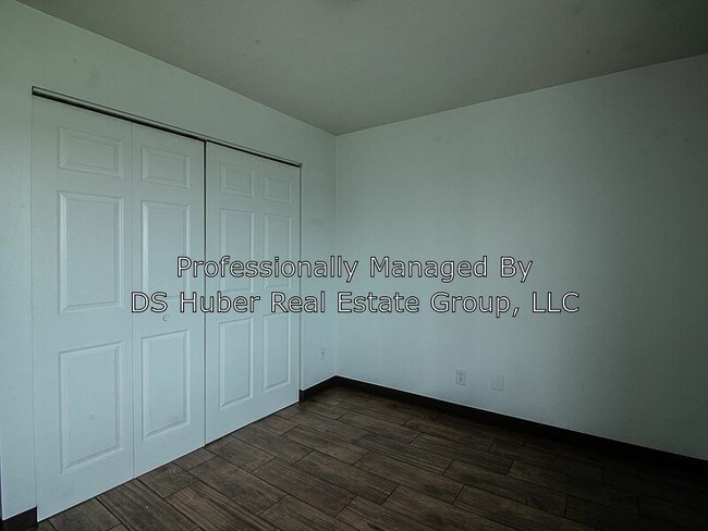 Building Photo - 1310 Sunset Ave