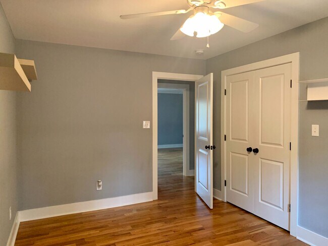 Building Photo - Charming Southern Pines Home on a Spacious...