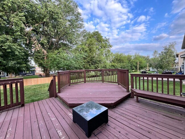Building Photo - 2803 Bluewater Cir
