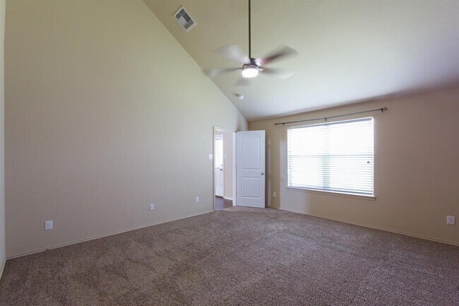 Building Photo - 2119 Treasure Mountain Dr