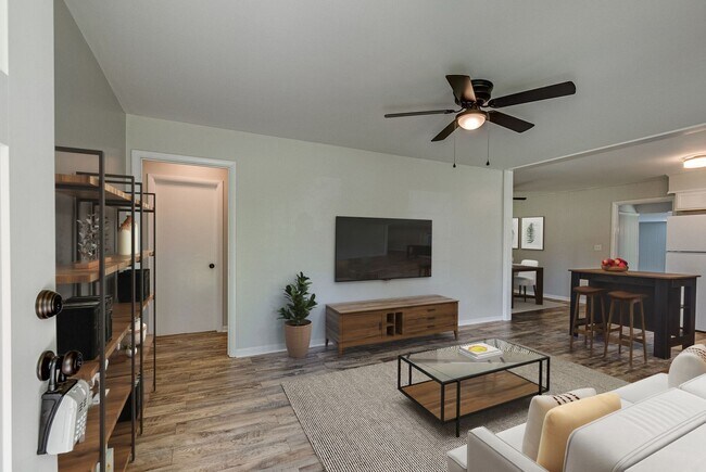 Building Photo - 214 Chapman Ln