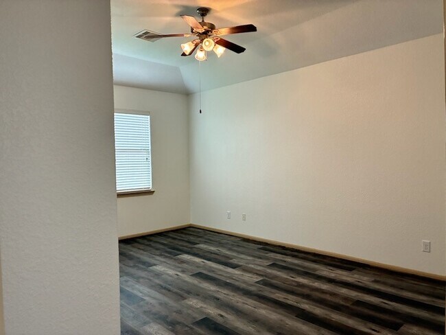 Building Photo - 7042 Windy Run Ct