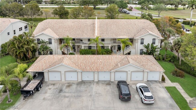 Building Photo - 365 Stella Maris Dr N
