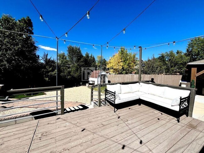 Building Photo - 3640 Inspiration Dr