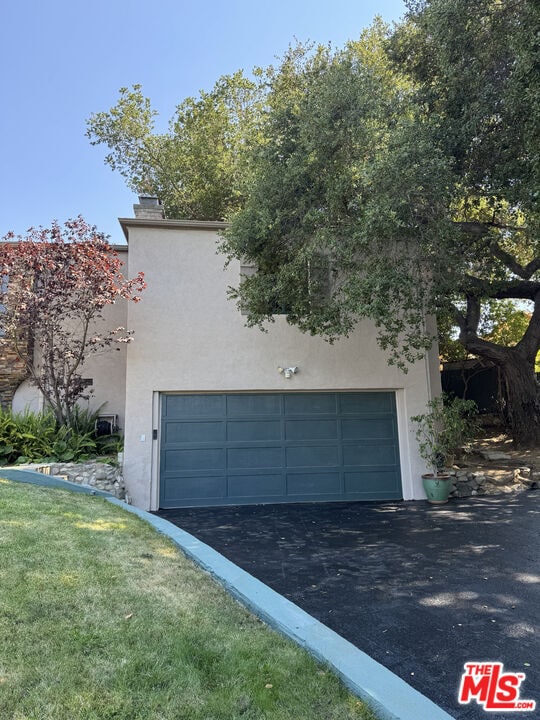 Building Photo - 3392 Tareco Dr