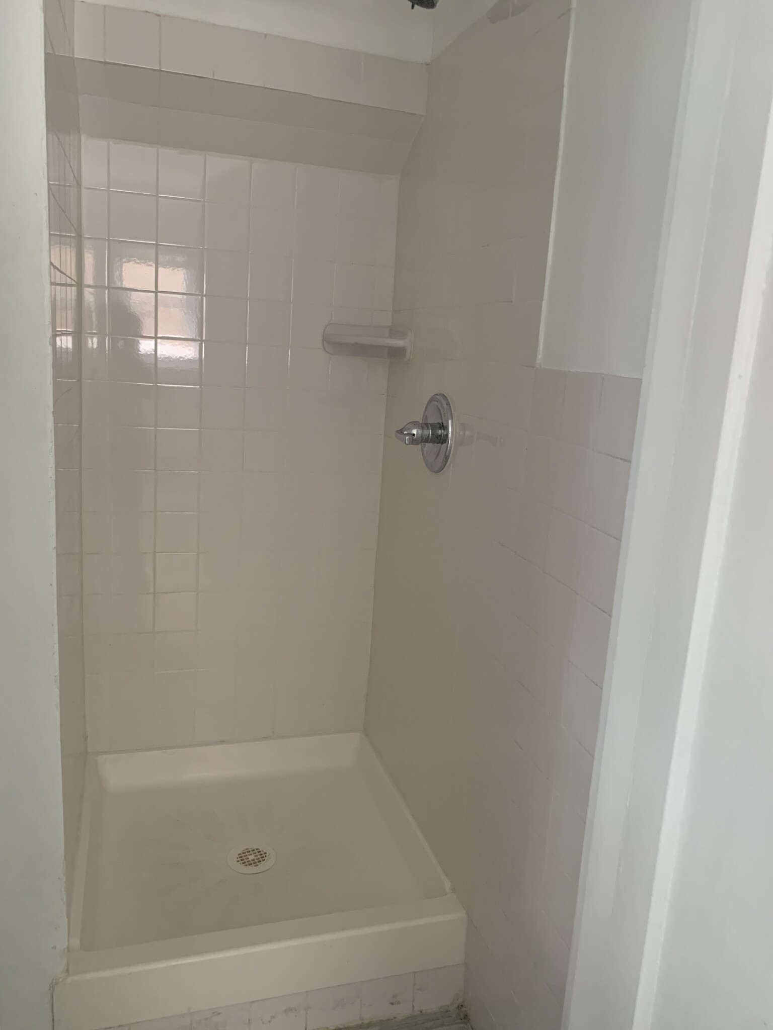 Building Photo - 3334 Kingsland Ave