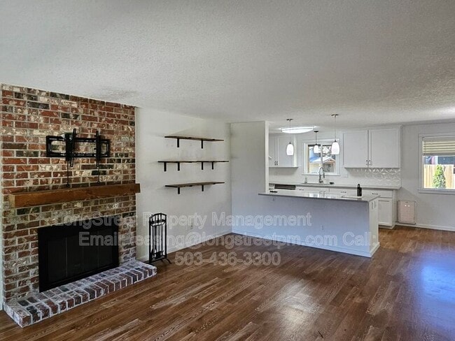 Building Photo - 8645 SW Avery St