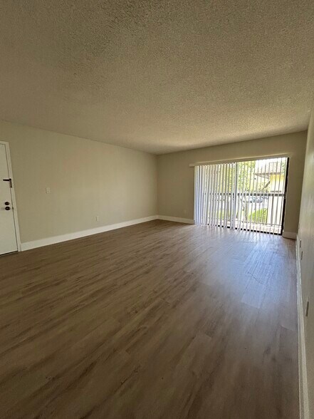 Building Photo - 7975 SW 86th St