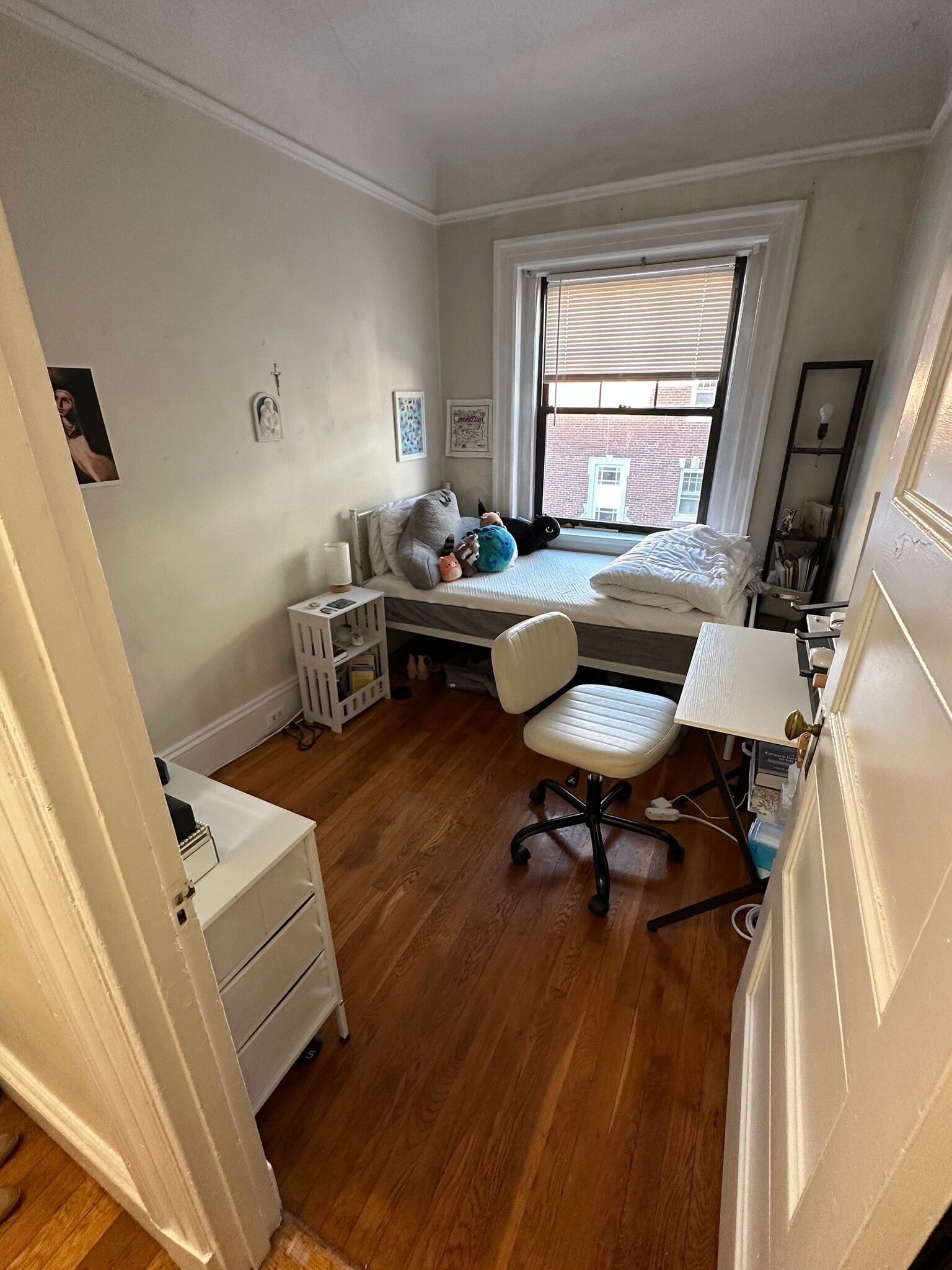 Building Photo - 54 Babcock St