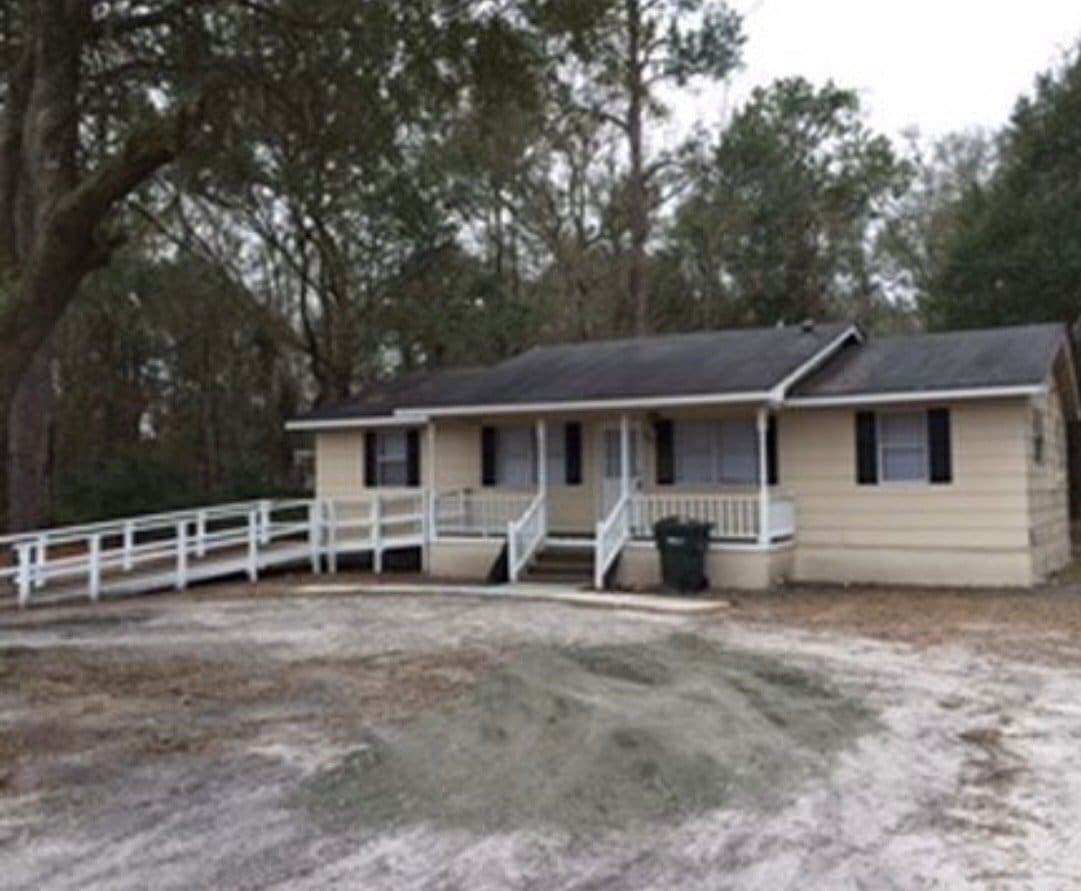 Building Photo - 207 Griffin Rd