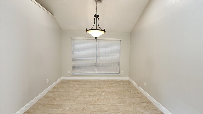 Building Photo - 5227 Clarkston Ln