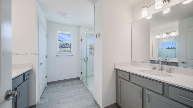 Building Photo - 241 Preserve Trl N