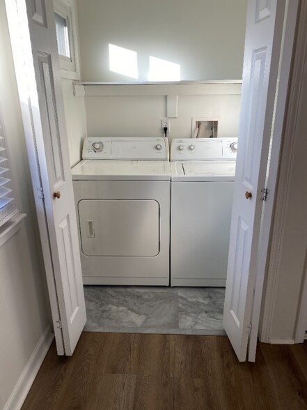 Building Photo - 6802 N Flora Ave