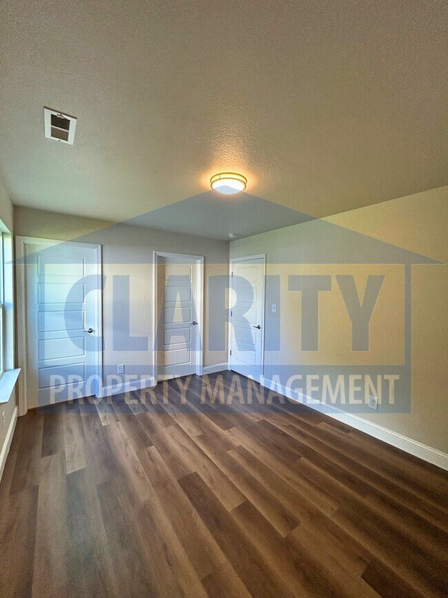 Building Photo - Single level, 3 bedroom home!
