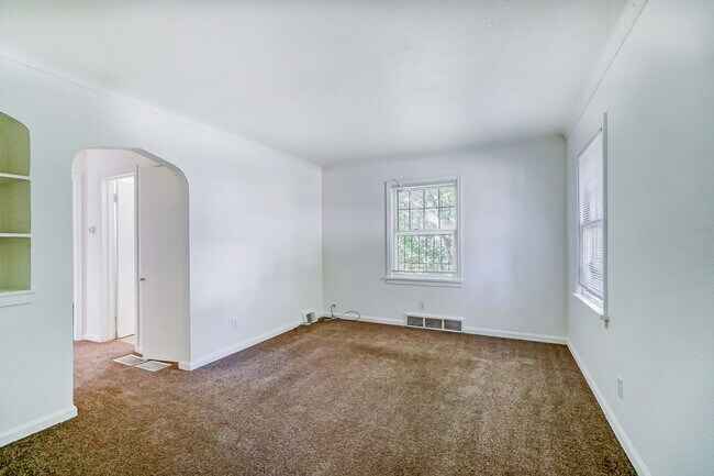 Building Photo - 1132 Brookley Blvd