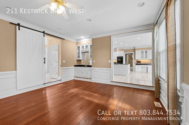 Building Photo - 211 Kestwick Dr W