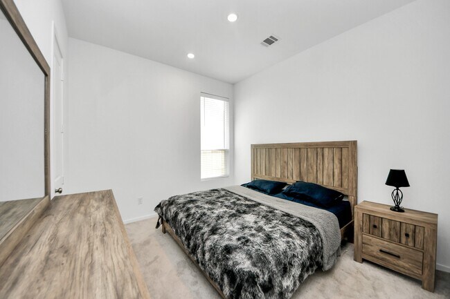 Building Photo - 4507 Starling Hvn Ln