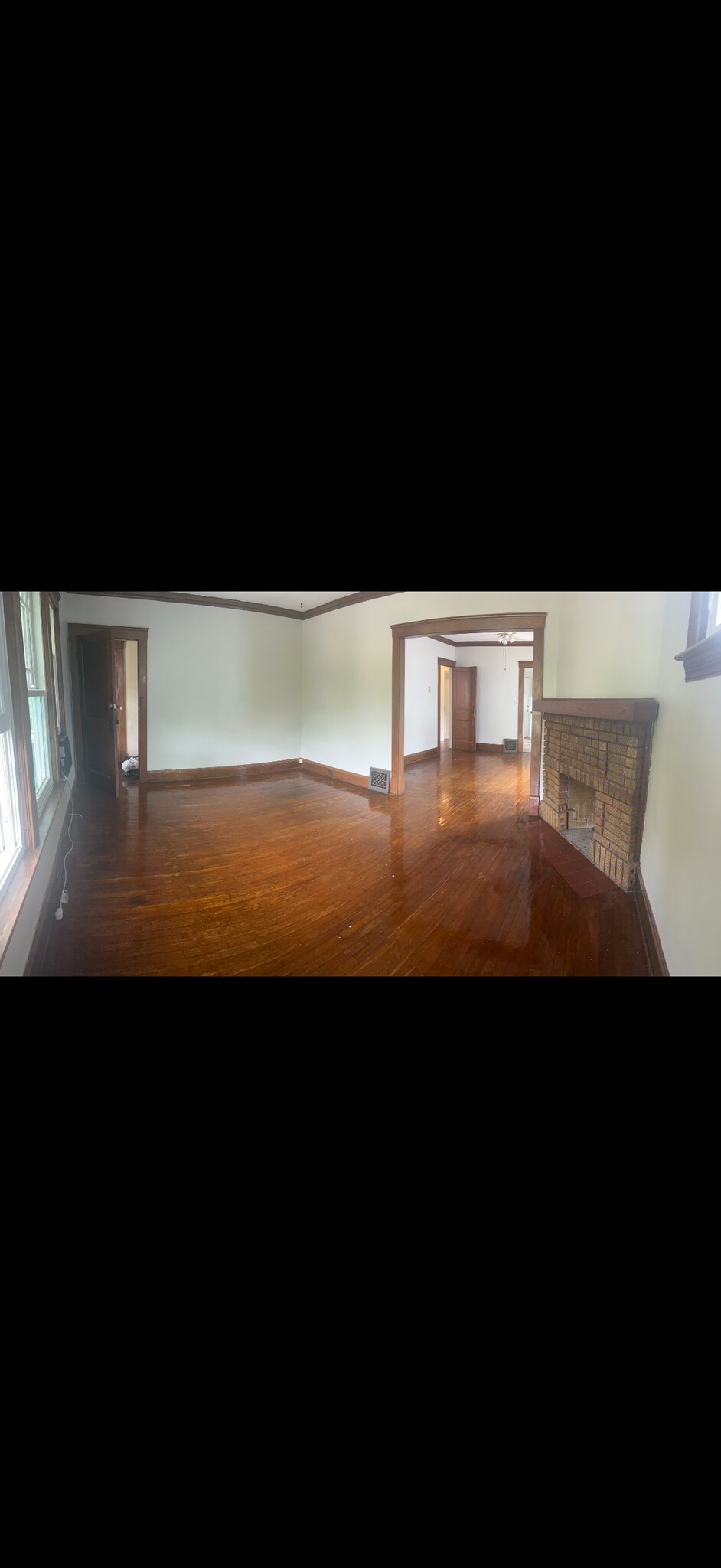 Building Photo - 1227 Cranford Ave