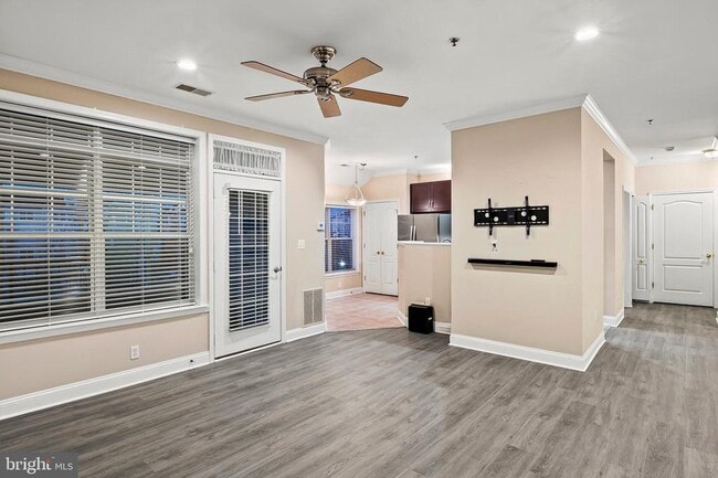 Building Photo - 2115 Ganton Green