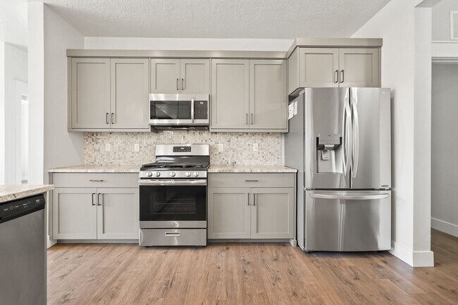 Building Photo - Large home with an RV garage