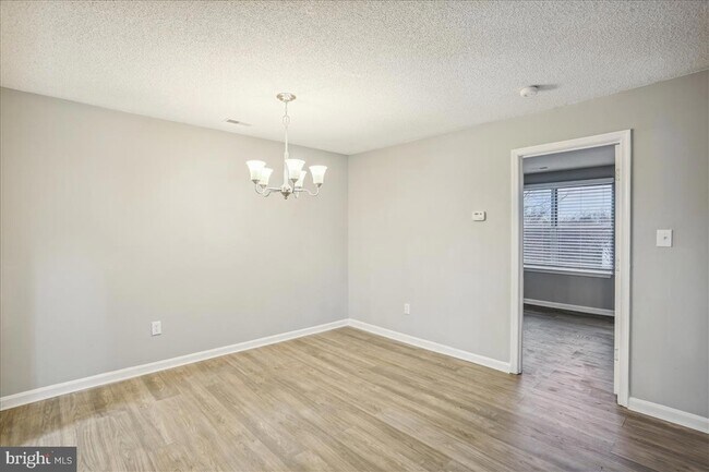 Building Photo - 12901 Churchill Ridge Cir