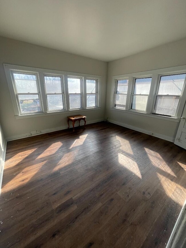 Building Photo - 2160 Glenwood Ave