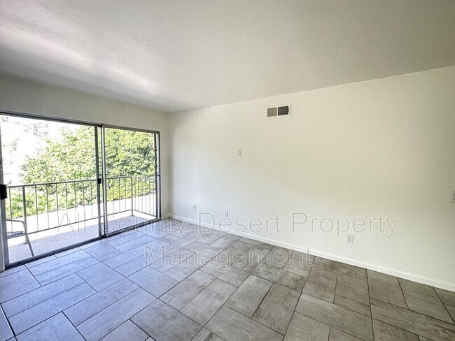 Building Photo - 72714 Willow St