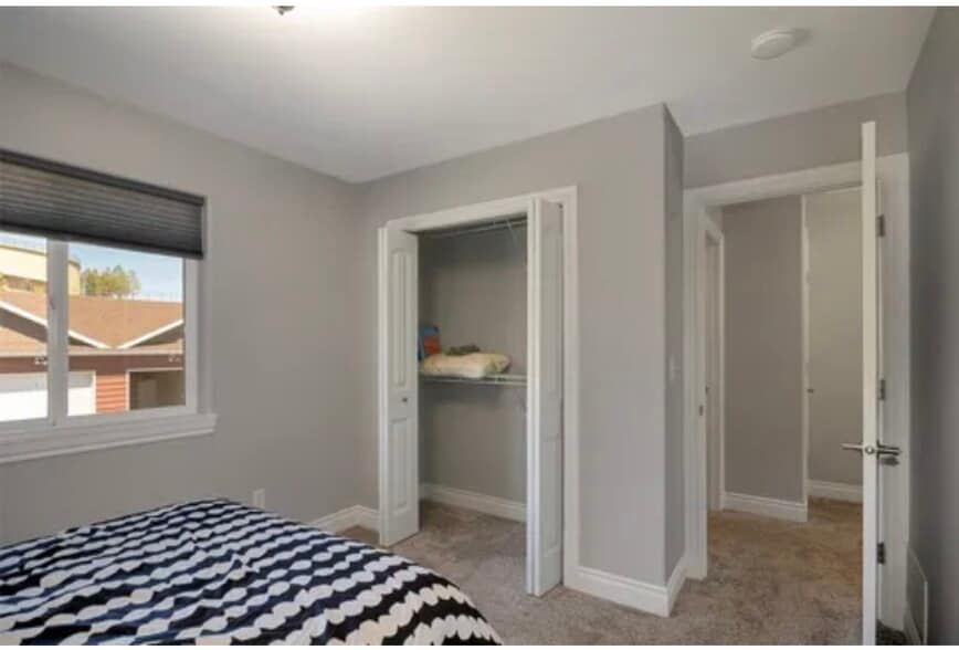 Building Photo - 3030 Saddle Dr