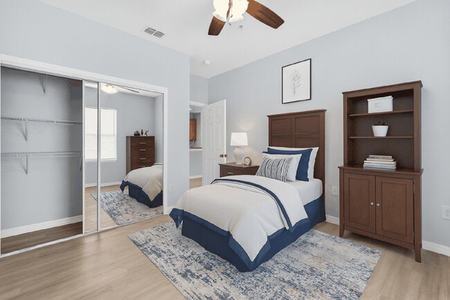 Bedroom 2 - Summerhill at Meadowcrest