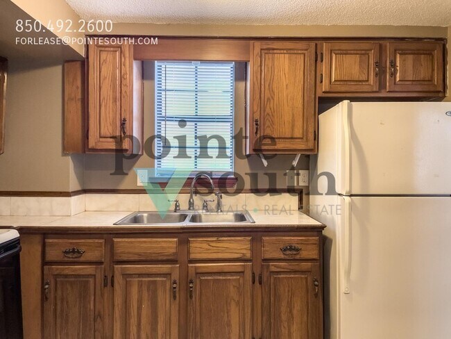 Building Photo - 2615 W Jackson St