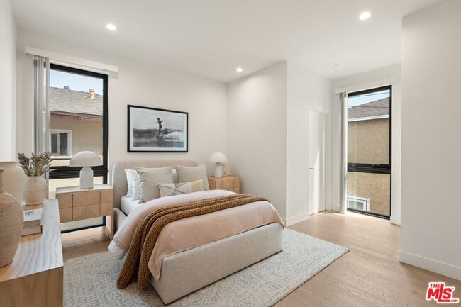 Building Photo - 3808 College Ave