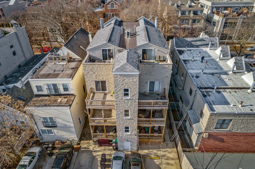 Building Photo - 2737 N Wayne Ave