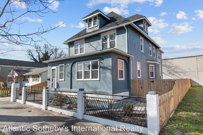 Building Photo - 6 br, 4 bath House - 806 W 34th Street