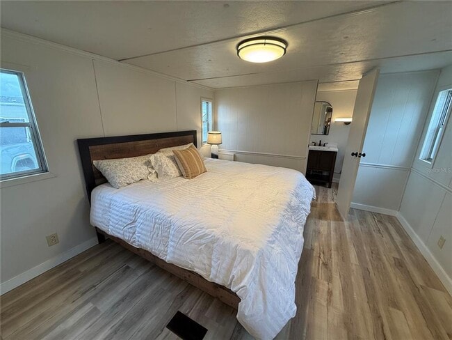 Building Photo - 3118 Dorothy Pl