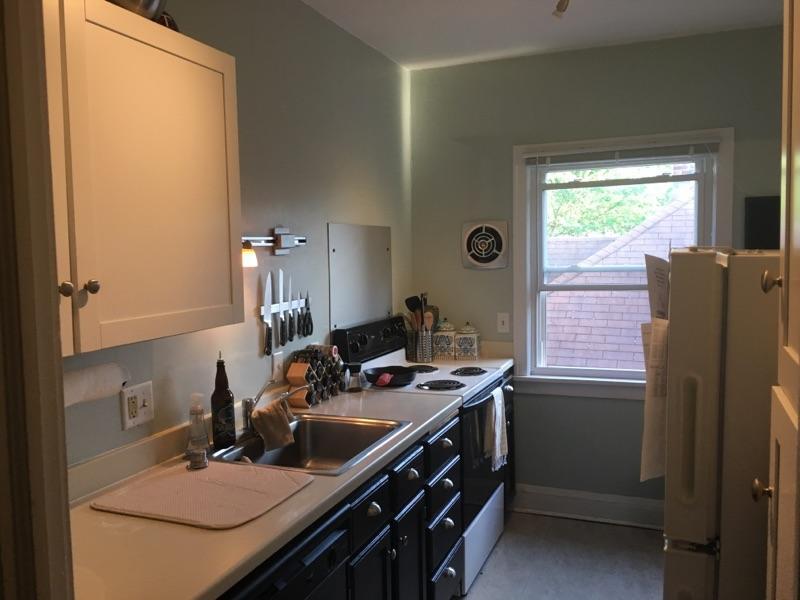 Apt. 3 - 3317 Fremont Ave S