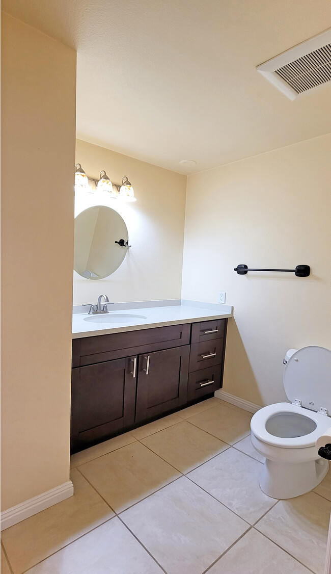 powder room - 441 N Oakhurst Dr