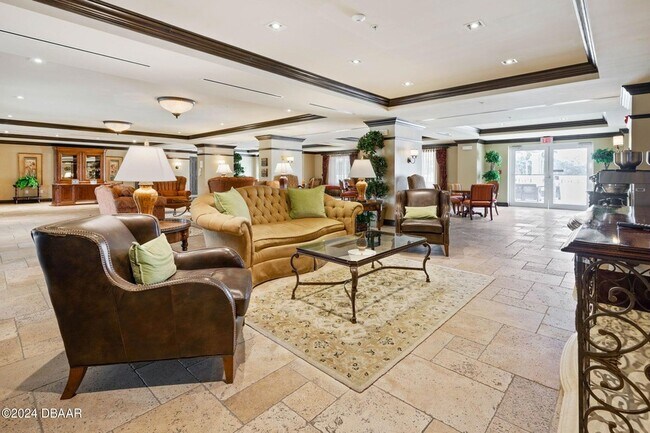 Building Photo - 102 Yacht Harbor Dr