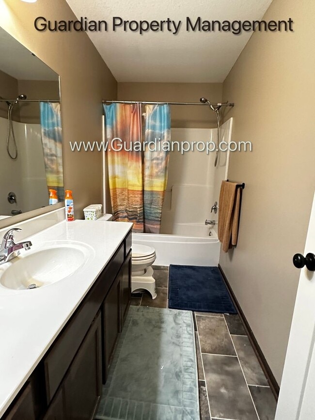 Building Photo - Lakeville Corner Unit, Walk out Patio, 2 Car Garage, W/D on Upper Level, 2.5 Baths