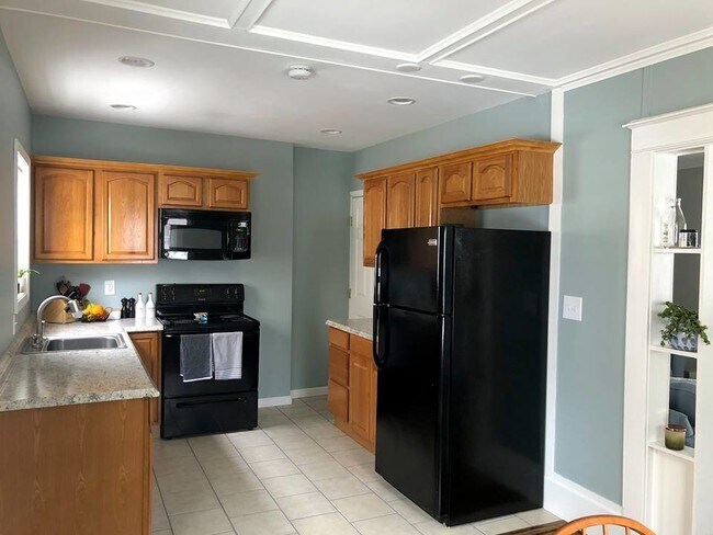 Refinished kitchen with dishwasher and garbage disposal - 955 Gotham Street