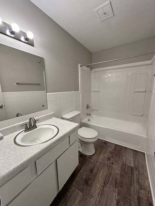 Building Photo - Stockton Apartments- Sylvia Community 1 Be...
