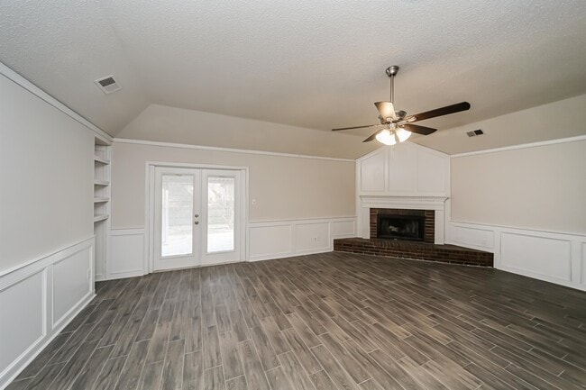 Building Photo - 5155 Sunny Autumn Ln