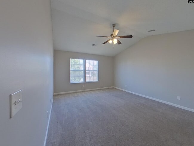 Building Photo - 482 Fox Trot Dr