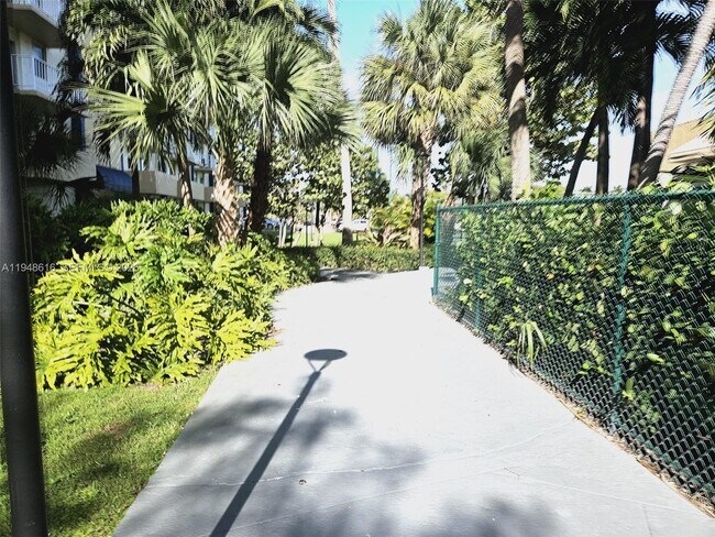 Building Photo - 4550 NW 9th St