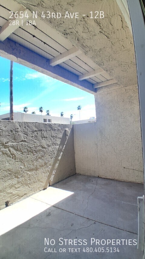 Building Photo - 2654 N 43rd Ave