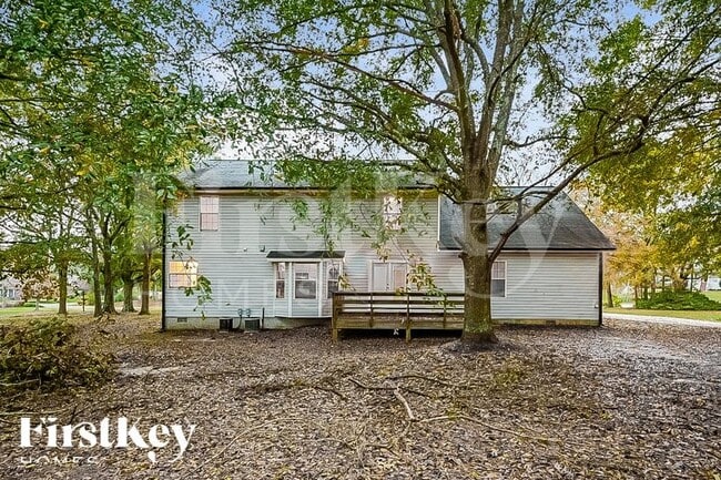 Building Photo - 210 Sharon Acres Ct